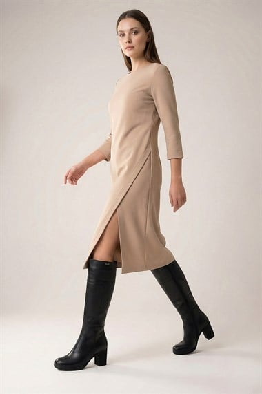 Womens Black Zippered Thick Heel Genuine Leather Boots