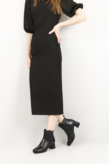 Womens Black Zippered Thick Heel Genuine Leather Boots