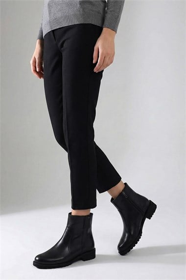 Women’s Black Zippered Rubber Sole Genuine Leather Boot
