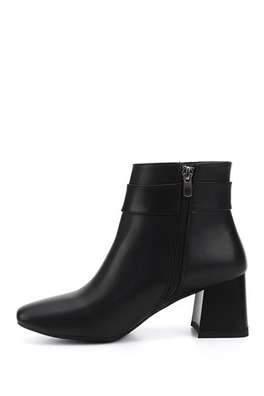 Womens Black Zippered Blunt Toe Thick Heel Boots