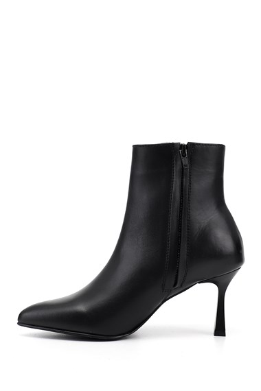 Womens Black Zippered Pointed Toe Genuine Leather Boots
