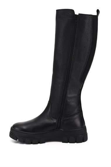 Womens Black Floater Zippered Rubber Sole Genuine Leather Boots