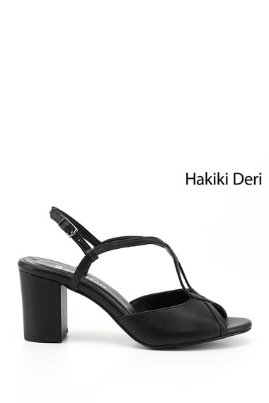 Kadın Siyah Kalın Topuklu Arkası Açık Hakiki Deri Sandalet