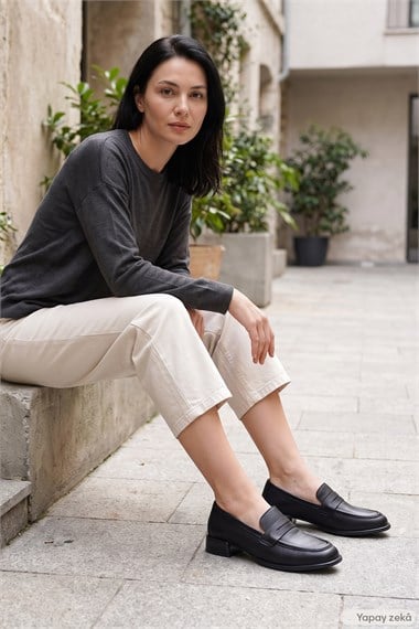 Kadın Siyah Kalın Topuklu Hakiki Deri Loafer Ayakkabı
