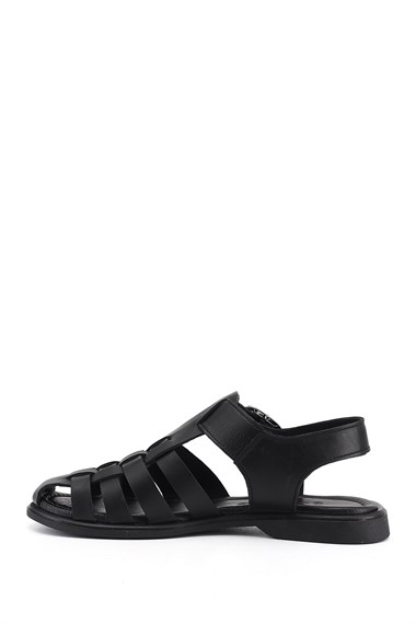 Kadın Siyah Tokalı Bantlı Burnu Kapalı Hakiki Deri Sandalet