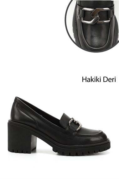 Kadın Siyah Tokalı Orta Kalın Topuklu Hakiki Deri Ayakkabı
