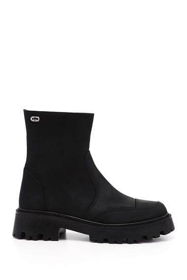 Womens Black Round Toe Zip-Up Boots