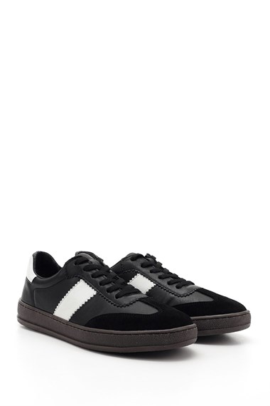 Kadın Siyaha Beyaz Bağcıklı Hakiki Deri Sneaker