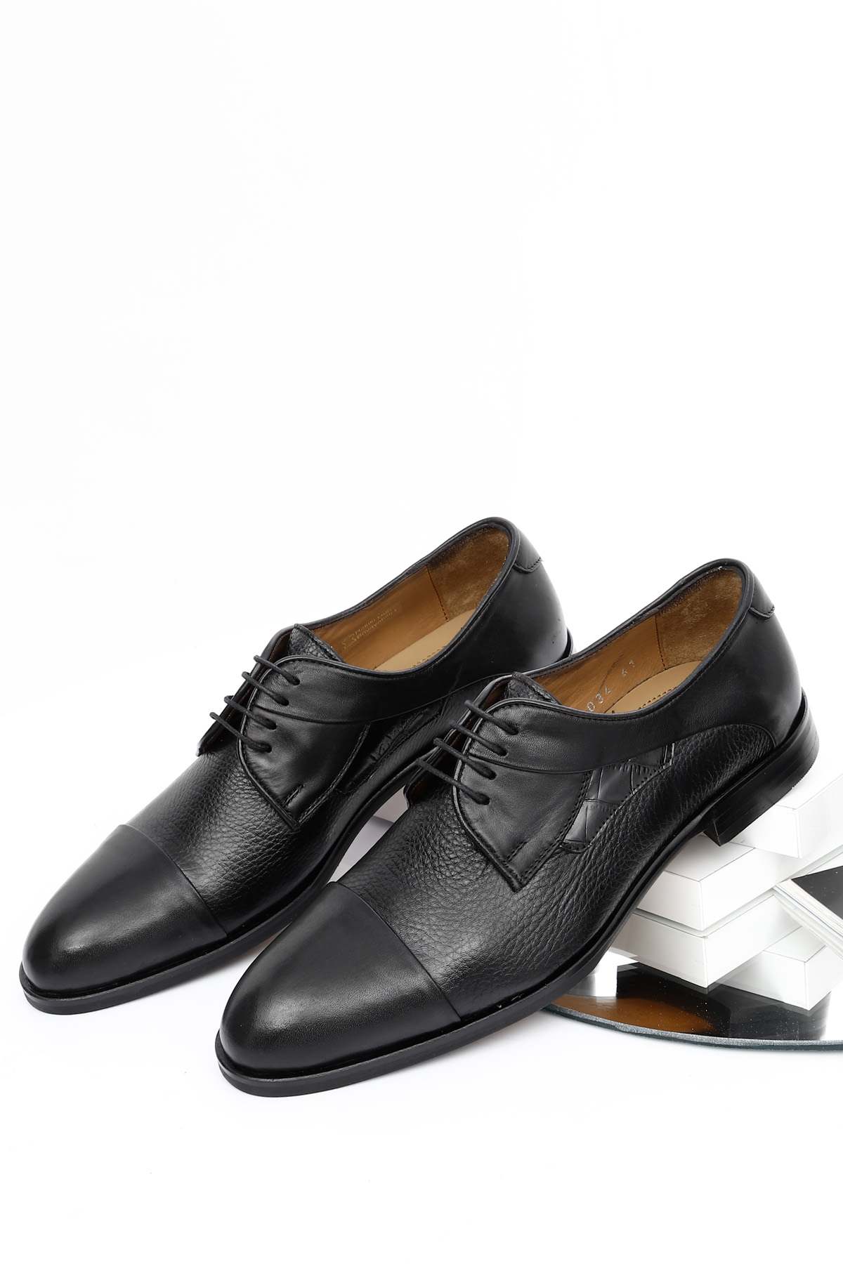 SİYAH Gön Platinum Hakiki Deri Bağcıklı Klasik Erkek Ayakkabı 34034 | Gön  Deri