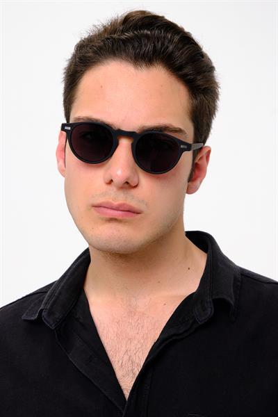 10134 Mat Siyah Erkek Güneş Gözlüğü