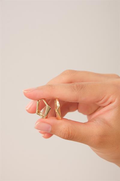 Köşeli Halka Küpe