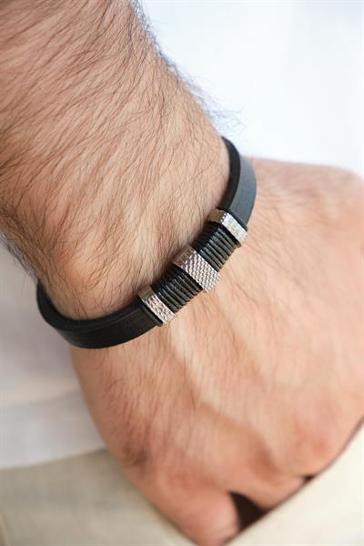 MV01009 Erkek Deri Bileklik