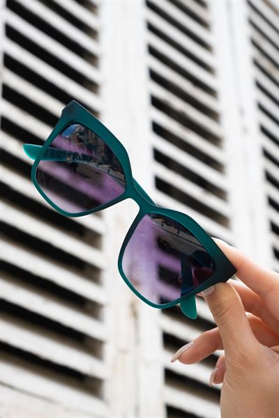 MV10098-2 Mat Yeşil Kadın Güneş Gözlüğü