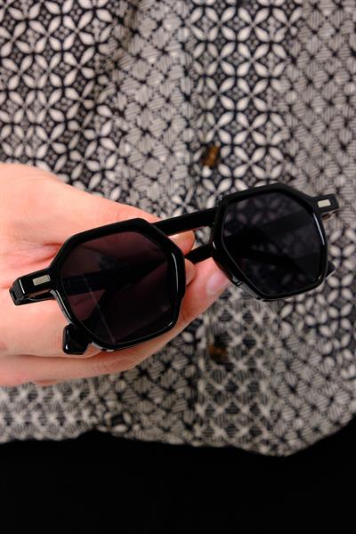 MV10136 Geometrik Siyah Erkek Güneş Gözlüğü