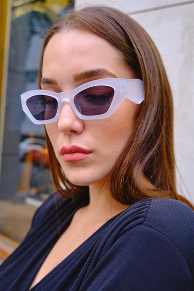 MV1040-2 Mat Çerçeve Cat Kadın Güneş Gözlüğü