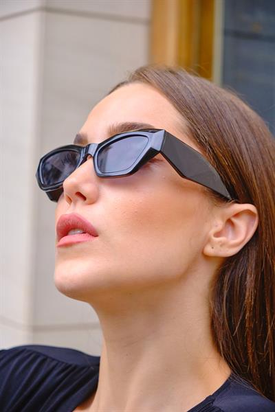 MV1040 Siyah Cat Kadın Güneş Gözlüğü