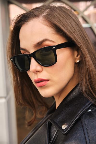 MV24007-2 Siyah / Yeşil Cam Eğimli Model Güneş Gözlüğü