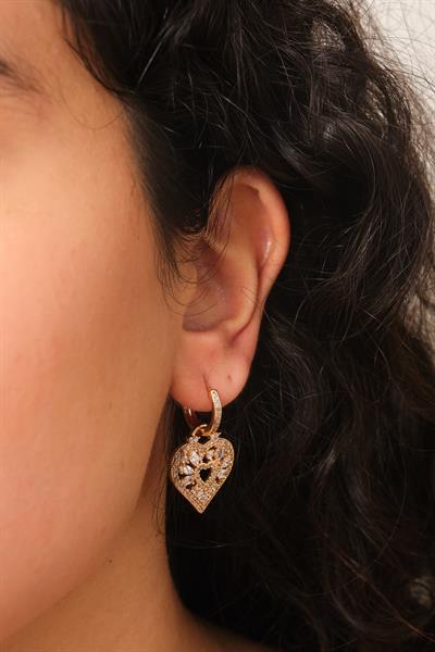 Sallantılı Taşlı Kalp Küpe