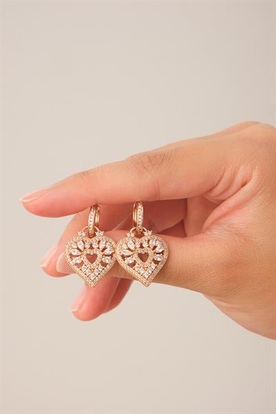 Sallantılı Taşlı Kalp Küpe