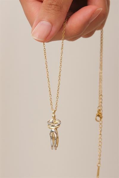 Sarılan Çift Kolye