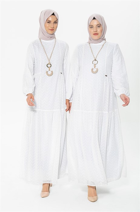 Beyza-Dantel Desenli Beyaz Tesettür Elbise 5280