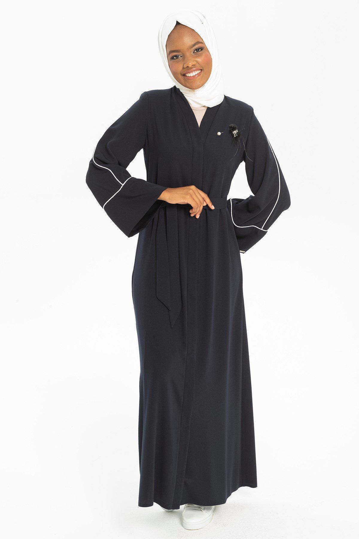 Beyza-BAYRAM ABAYA LACİVERT KREP/BEYAZ BİYE