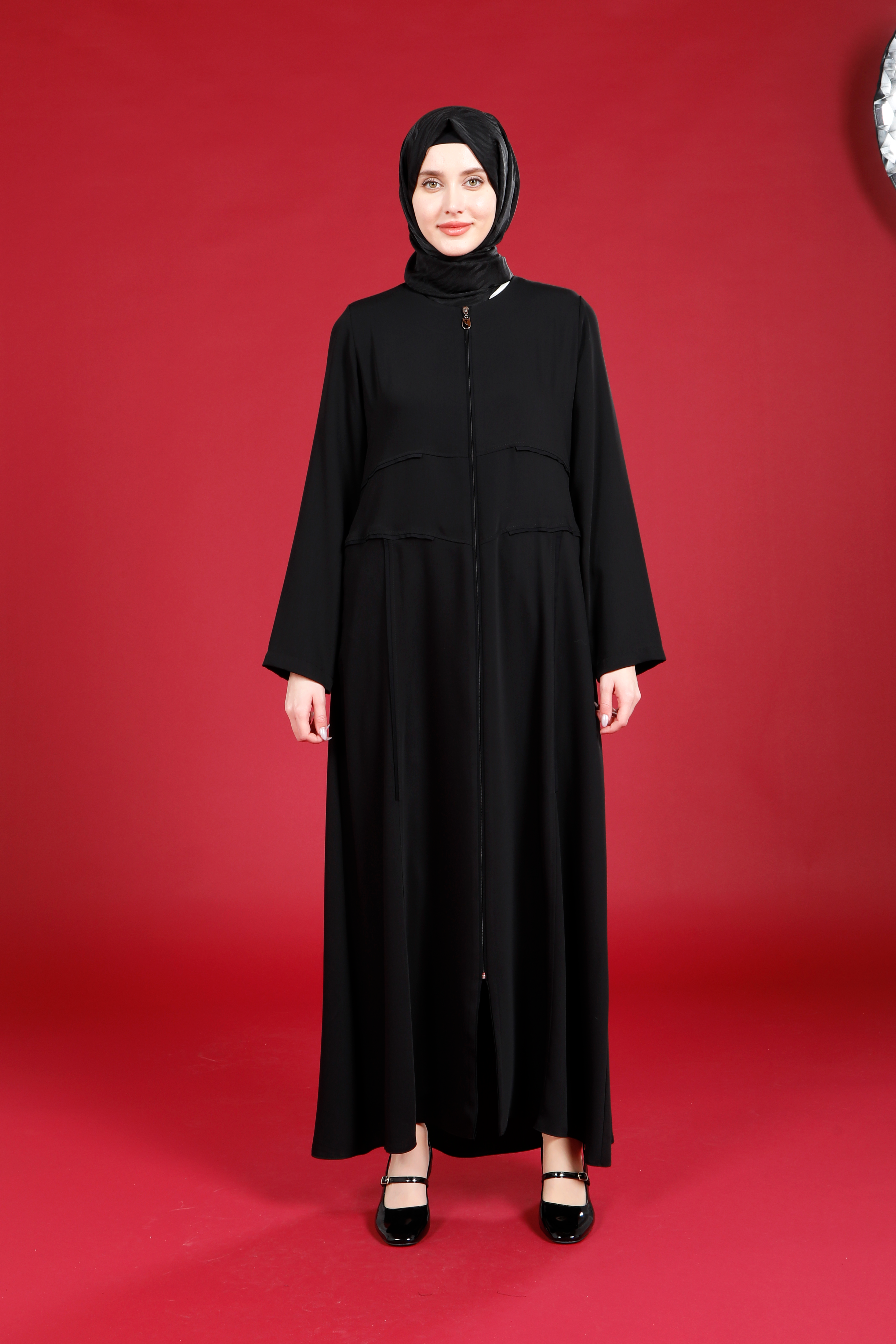 Beyza-ELİZ FERACE SİYAH ADRİANA