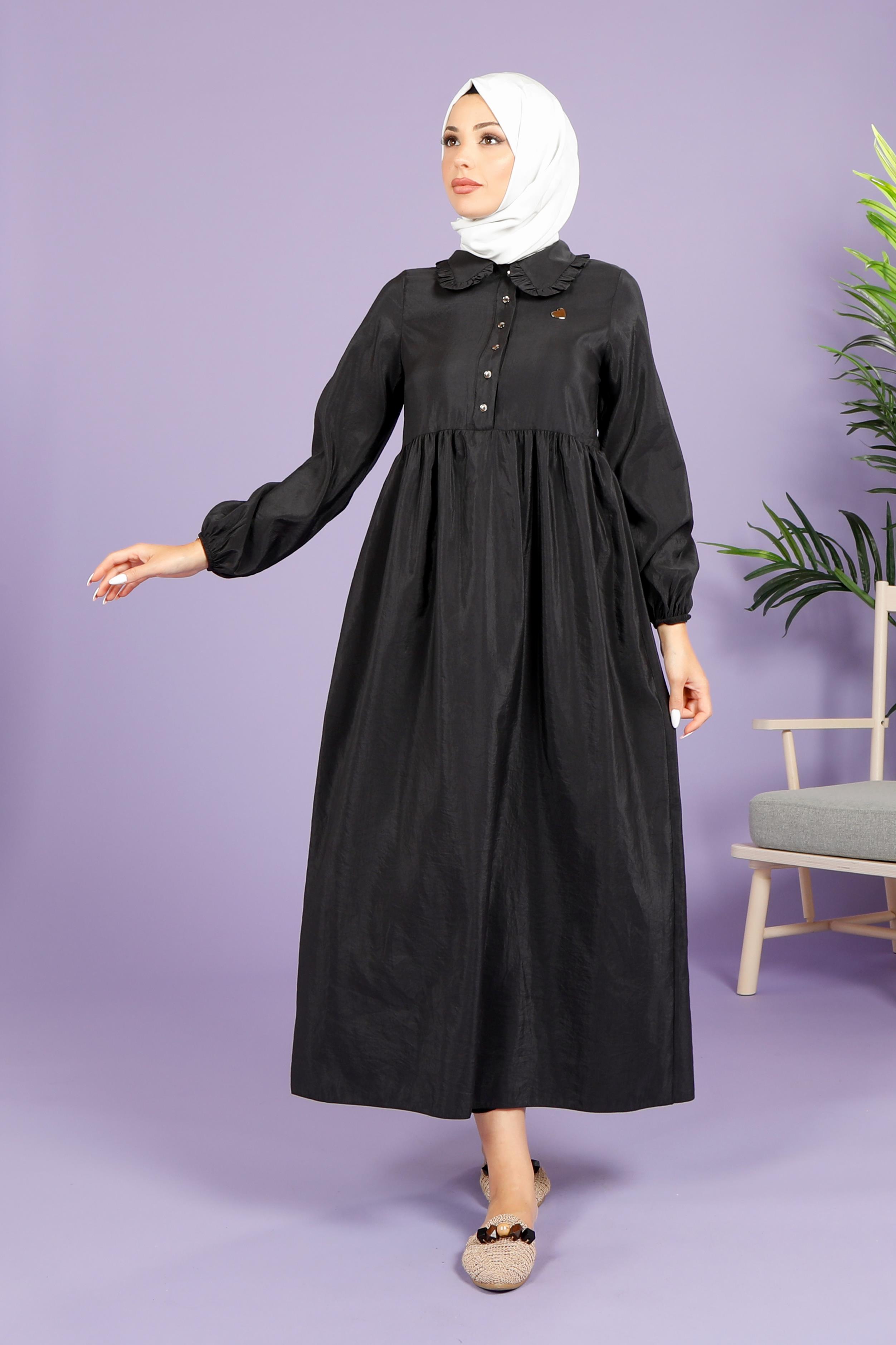 Beyza Bebe Yaka Kalp Broşlu Belden Büzgülü Siyah Renk Tesettür Elbise 5526