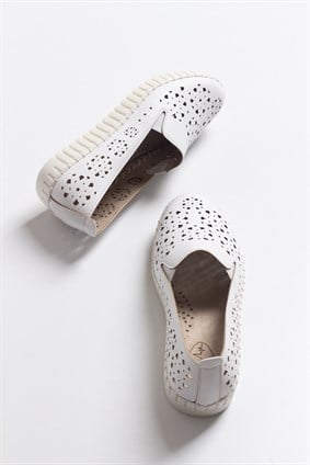 BETA White Elastic Casual