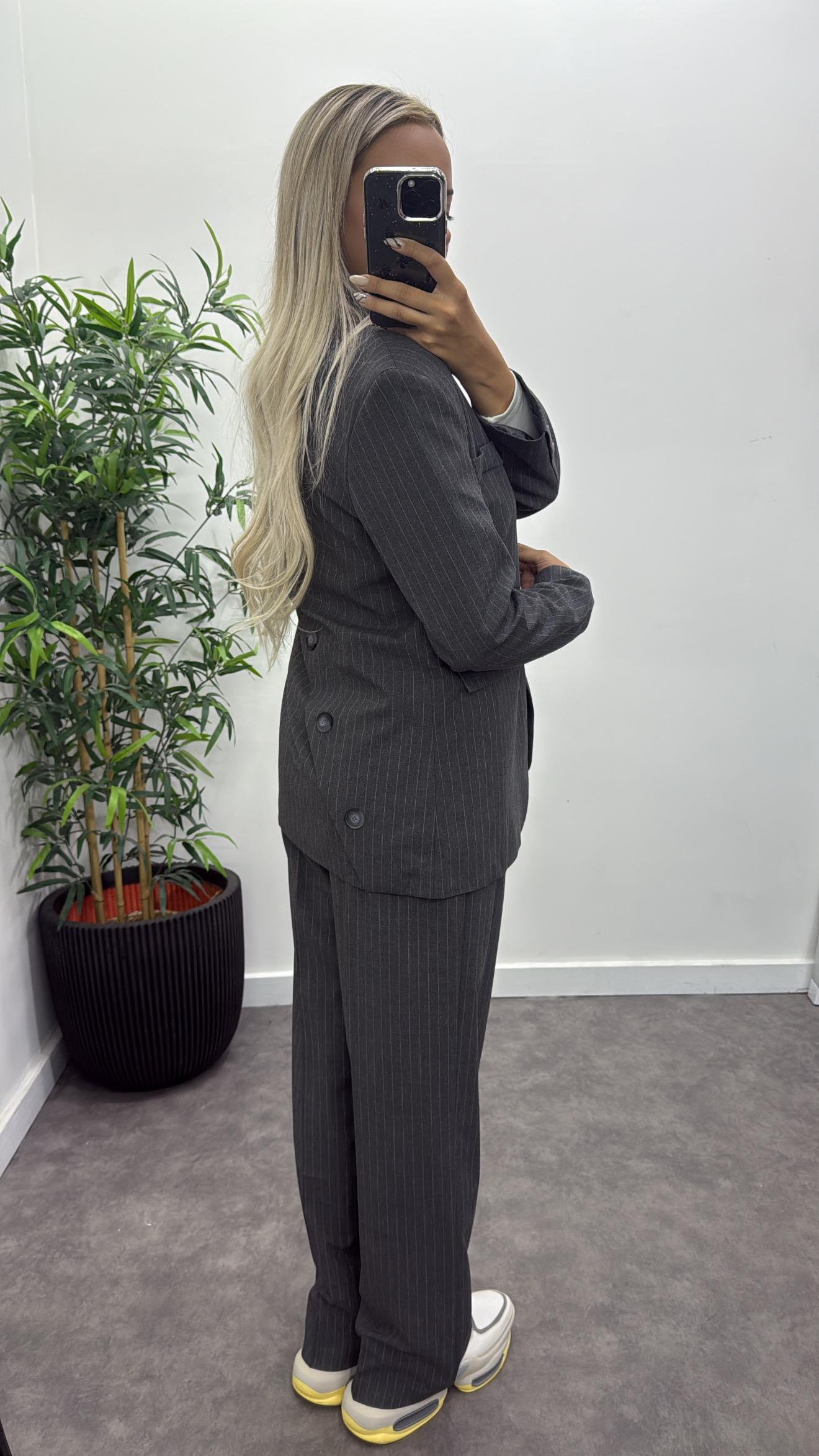 Çizgili Palazzo Takım Elbise