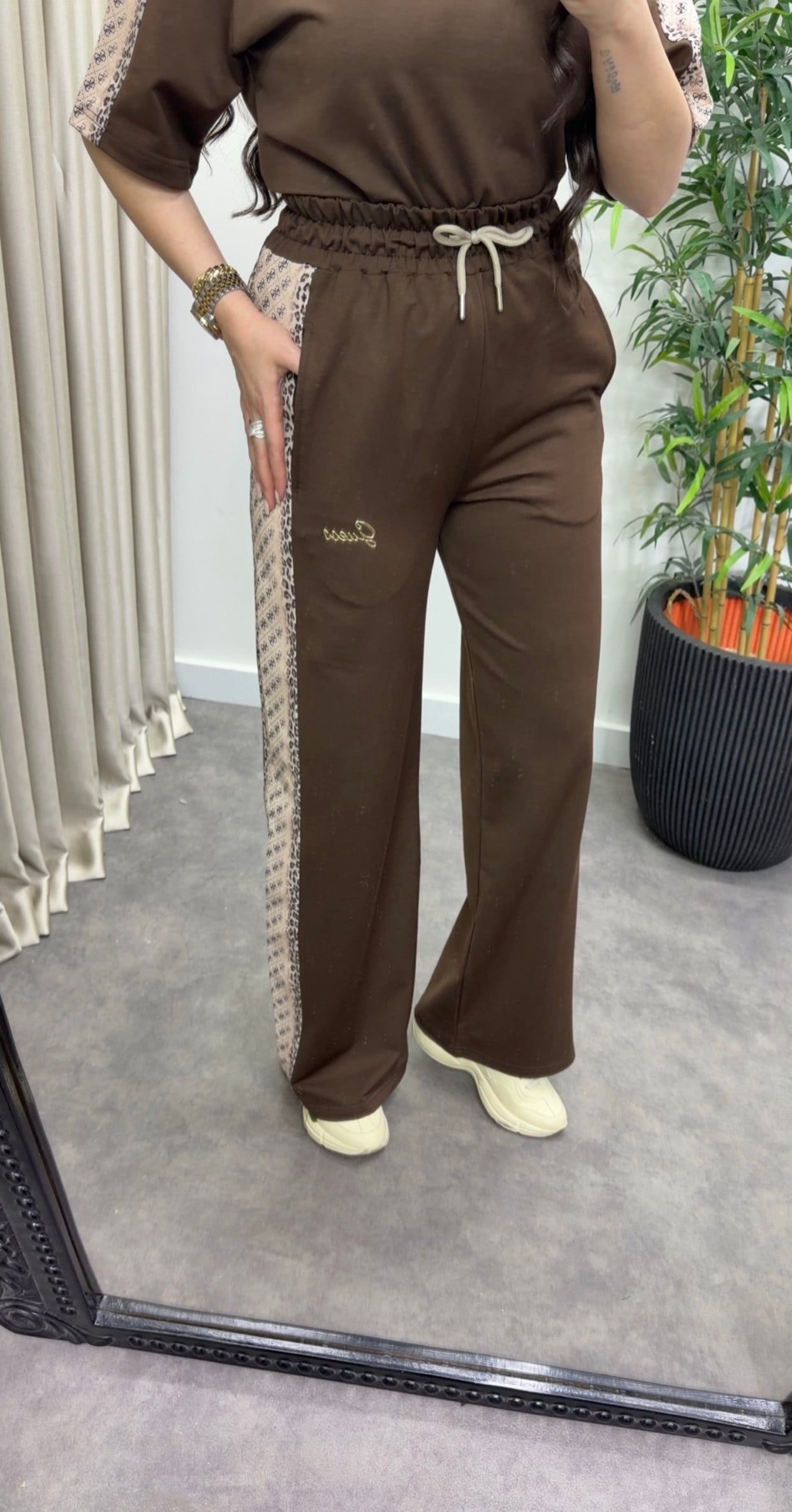 Gues Şeritli Takım