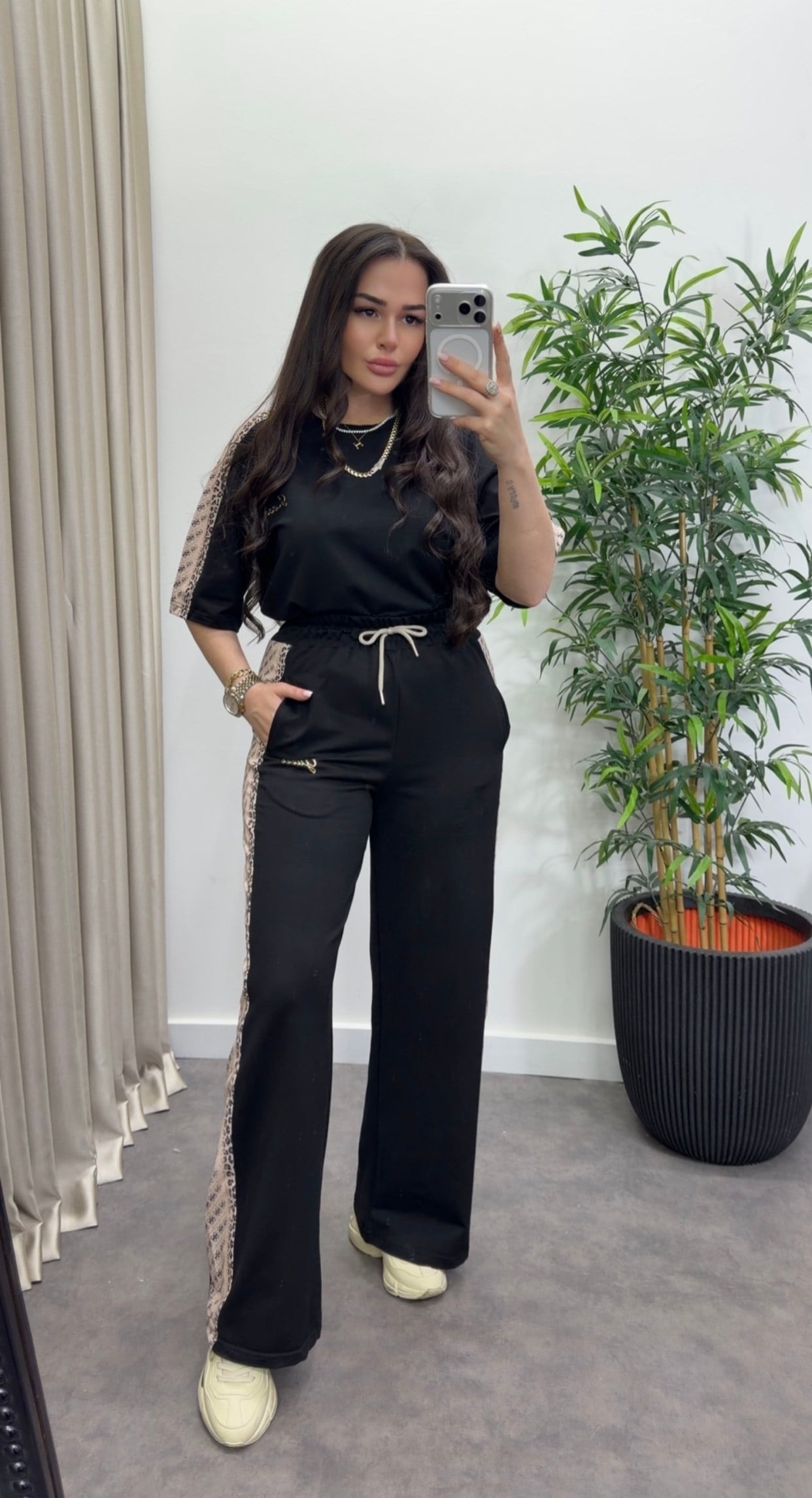 Gues Şeritli Takım