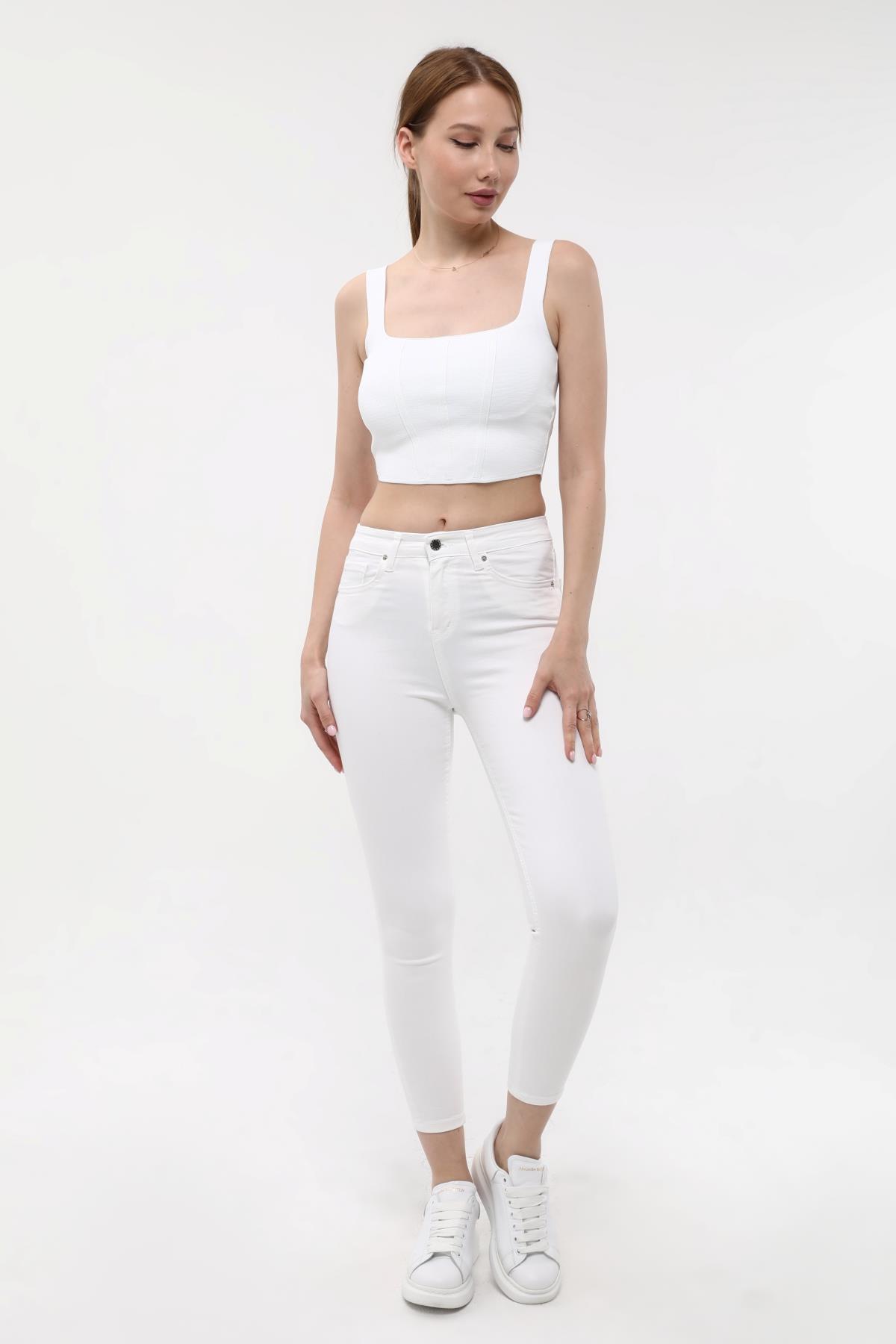 Jamie Sknny Jean