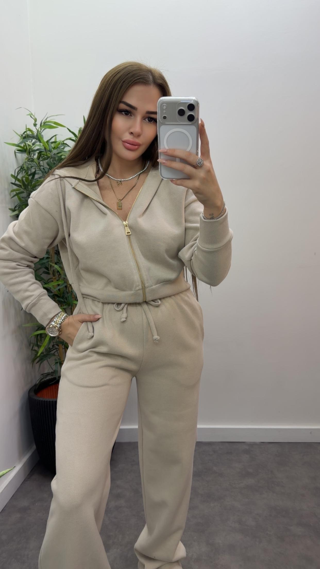 Kapşonlu Triko Takım