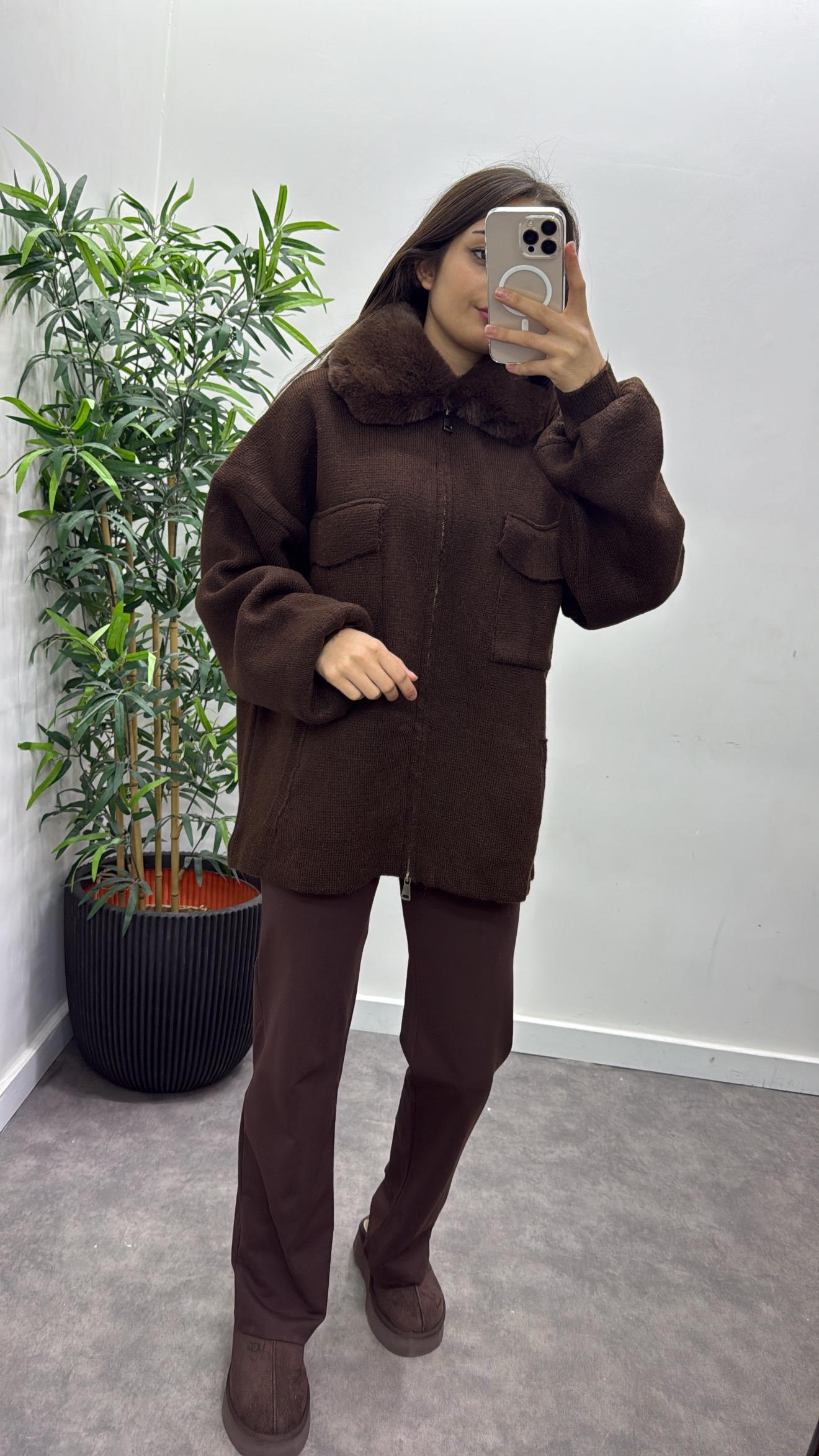 Kürk Yaka Triko Ceket