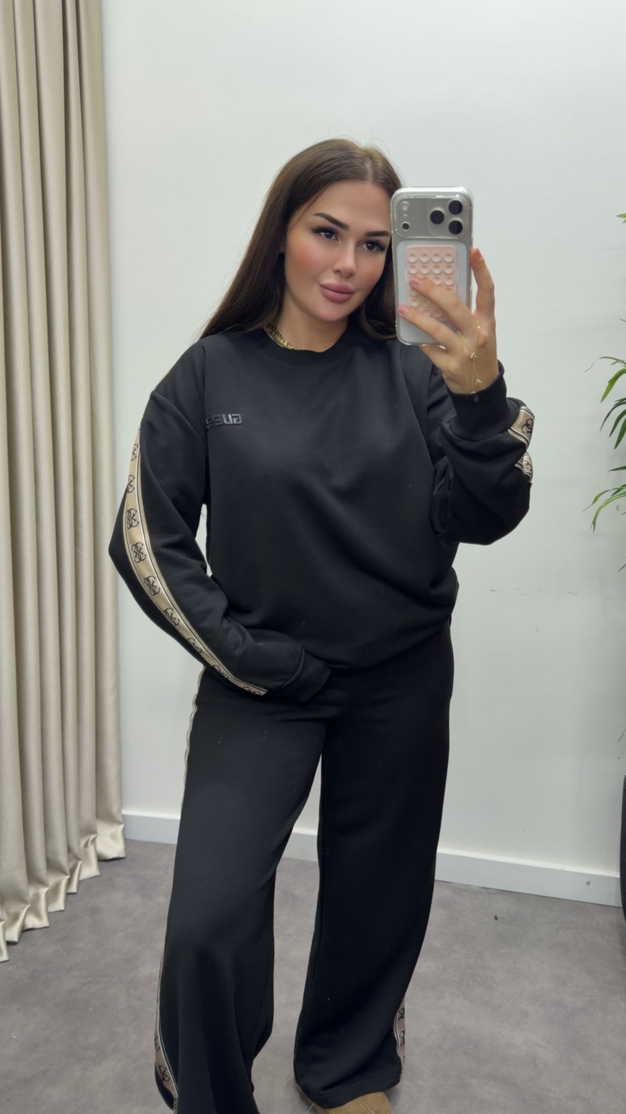 Marka Model Şeritli Takım