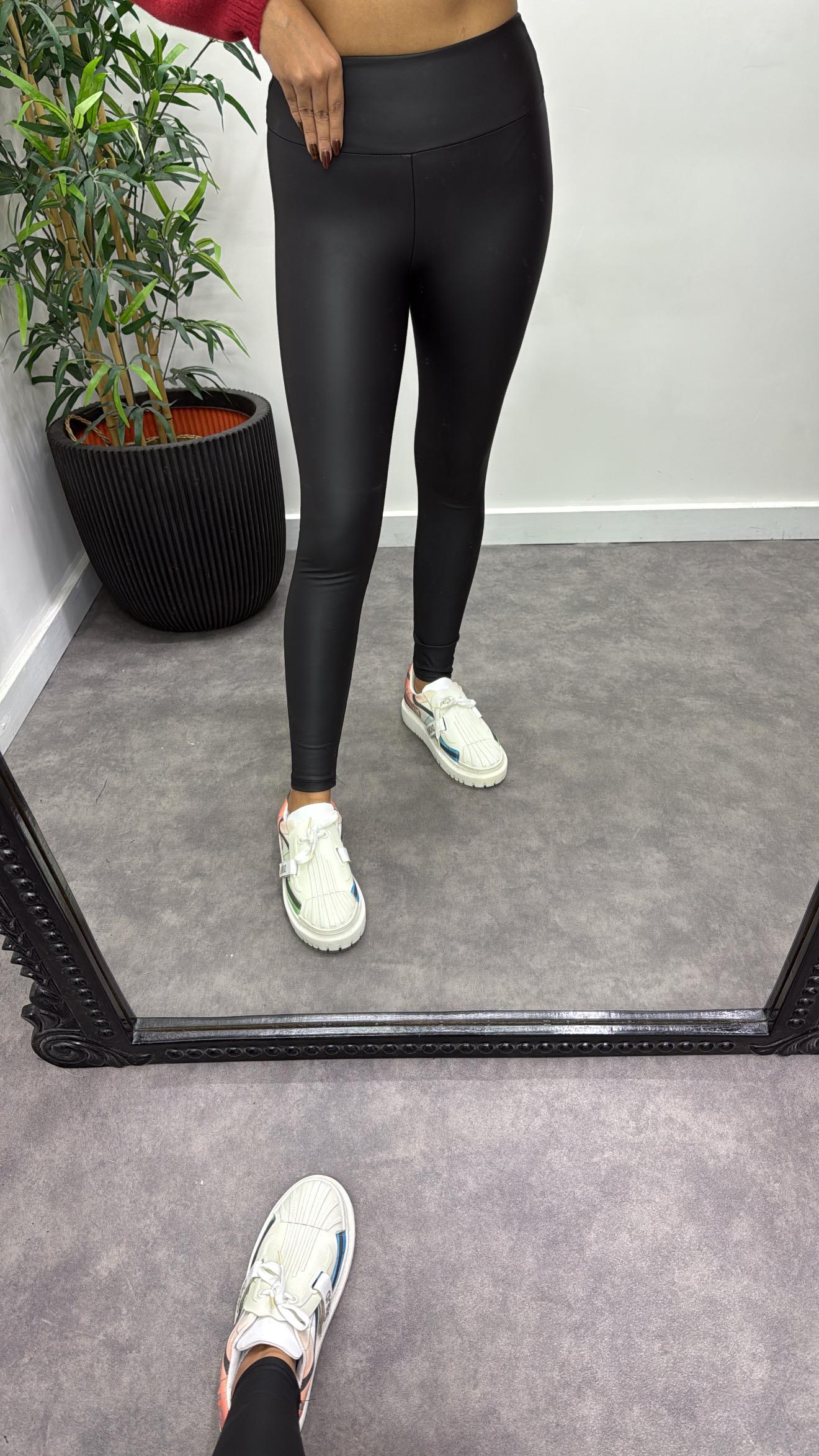 Korseli Geniş Kemer Deri Tayt