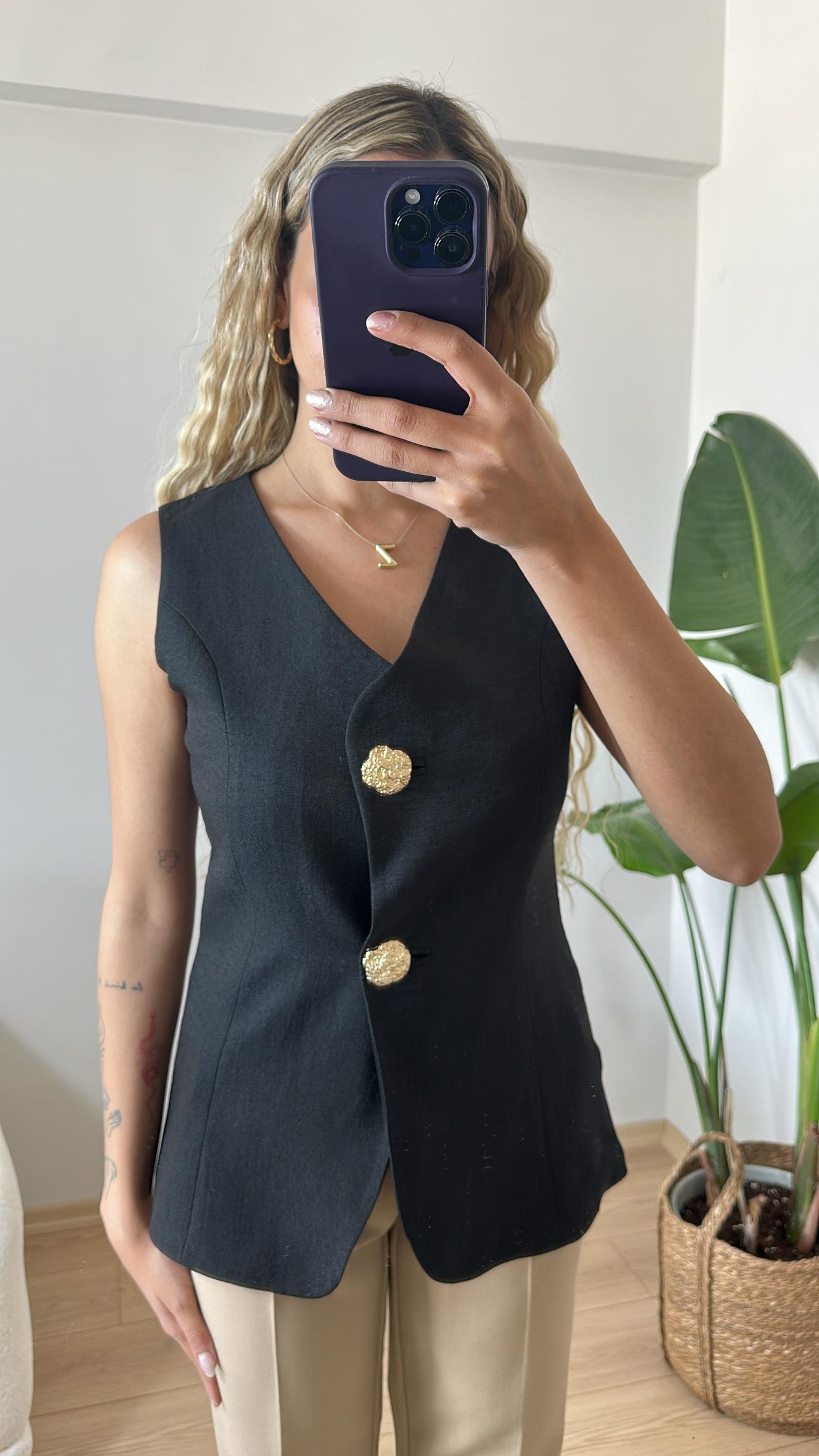 Tasarım Düğmeli Yelek