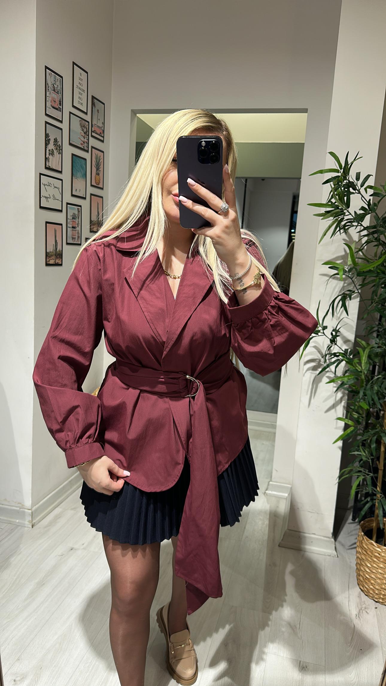 Tasarım Kuşaklı Gömlek