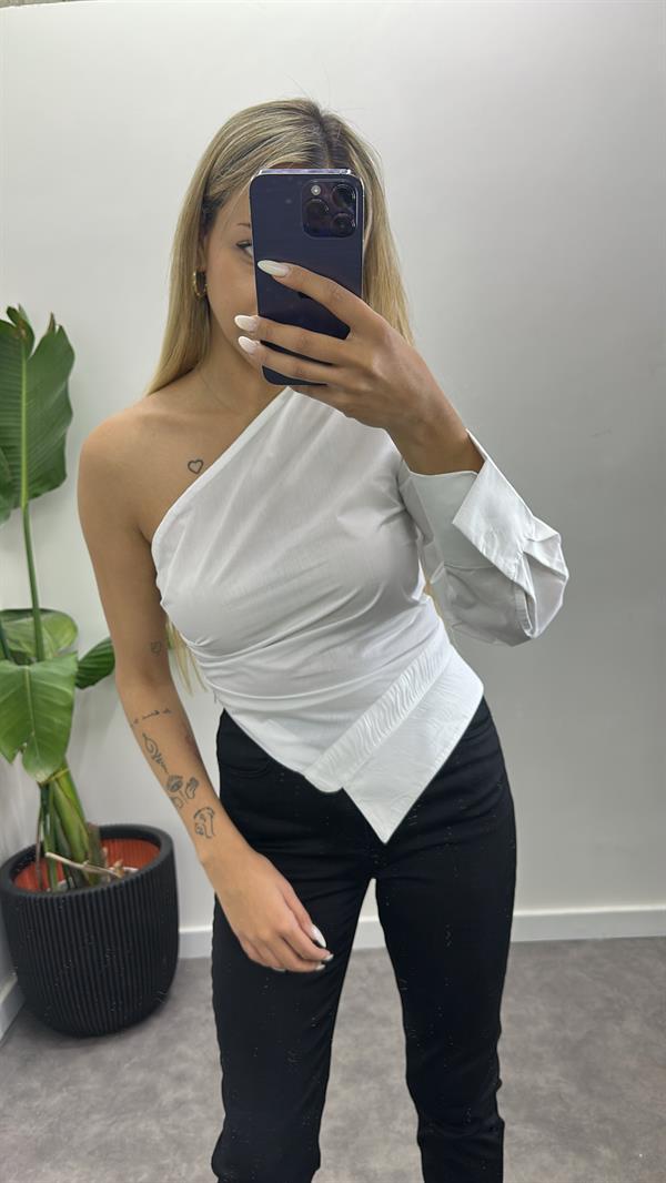 Asimetrik Tasarım Gömlek