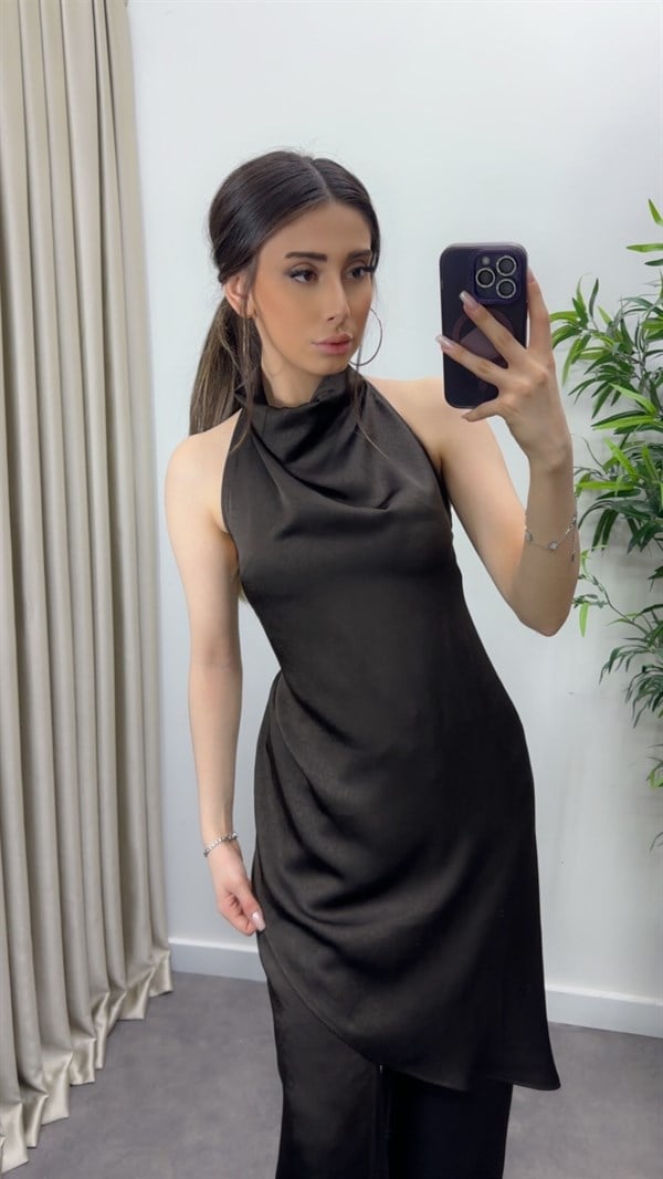 Asimetrik Tasarım Saten Bluz