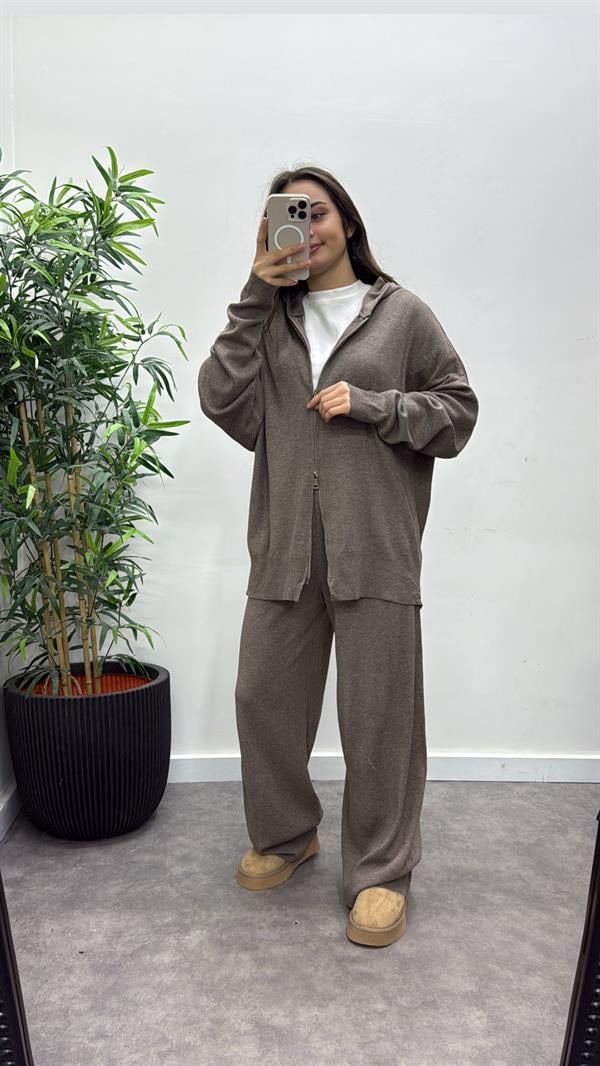 Çift Fermuarlı Triko Takım