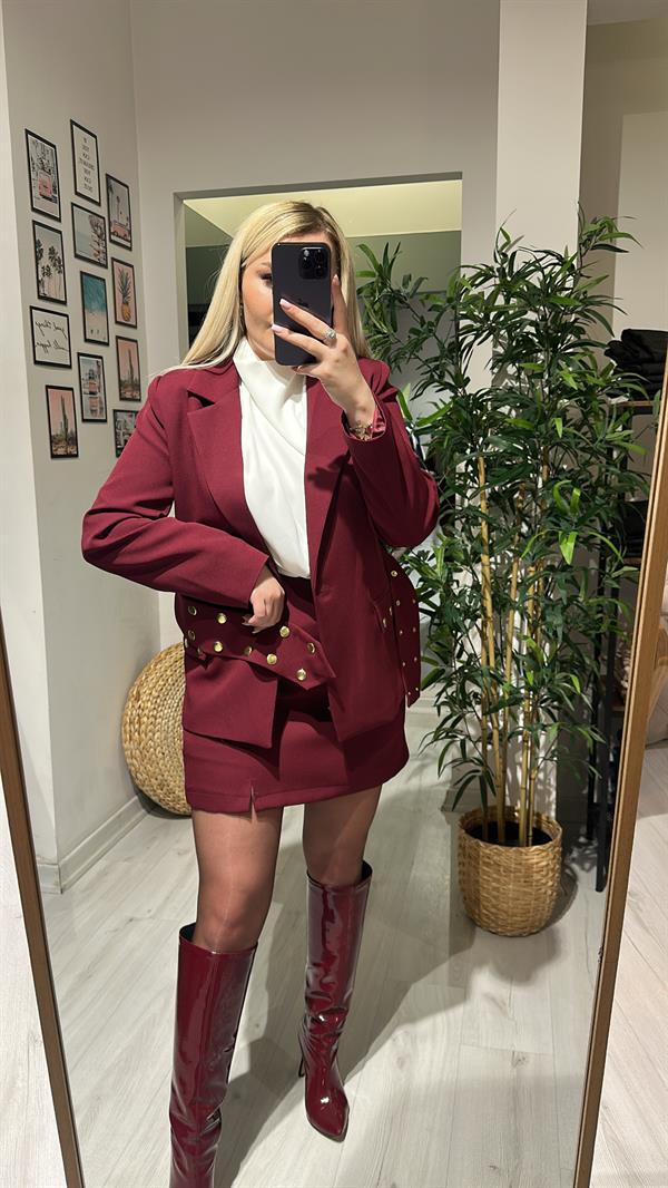 Çıtçıtlı Kemer Detay Ceket