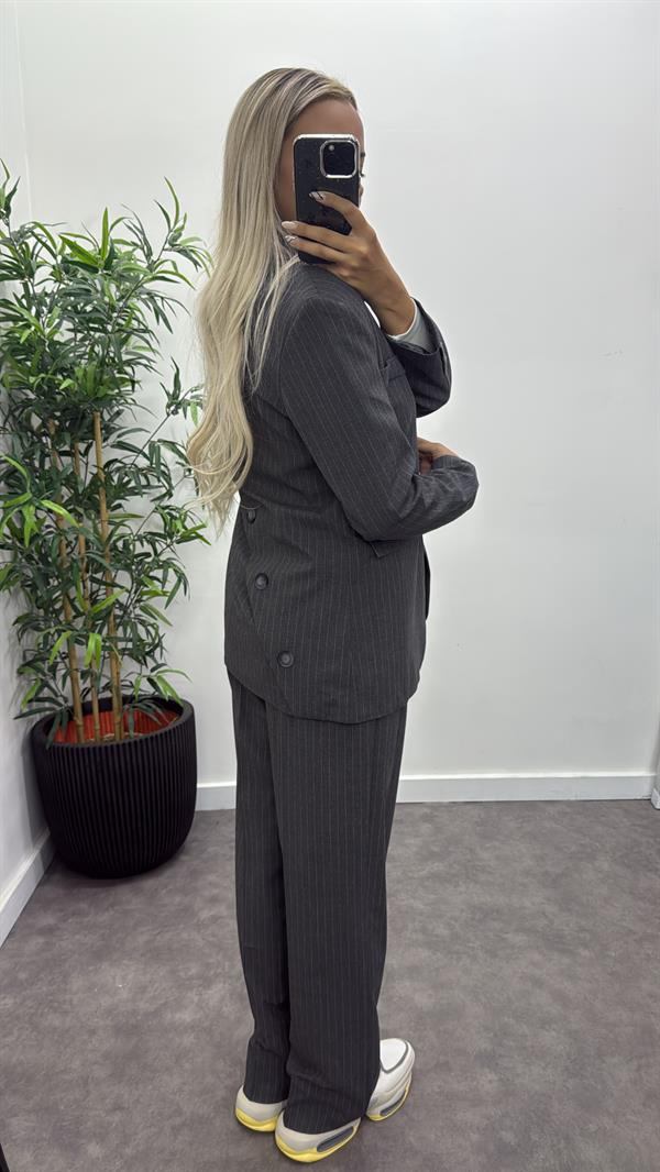 Çizgili Palazzo Takım Elbise