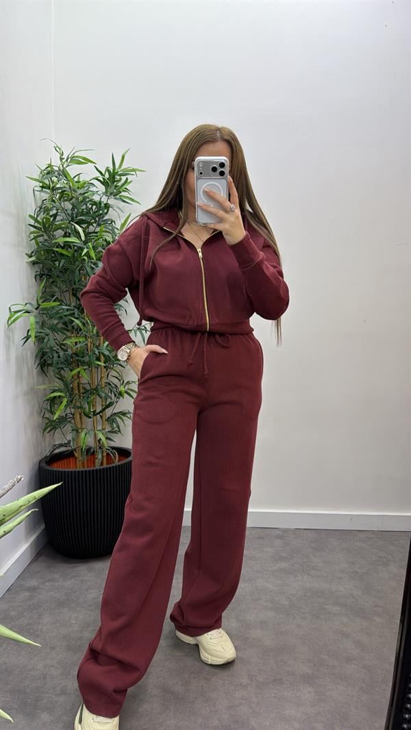 Kapşonlu Triko Takım