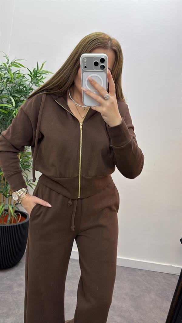 Kapşonlu Triko Takım