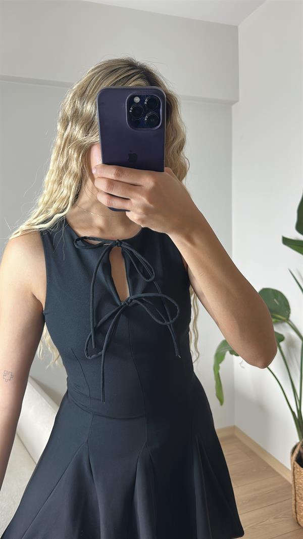 Marka Model Bağlama Detay Elbise