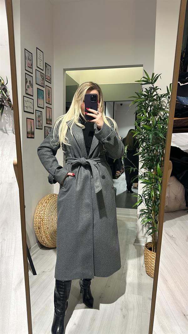 Marka Model Kaşe Kaban