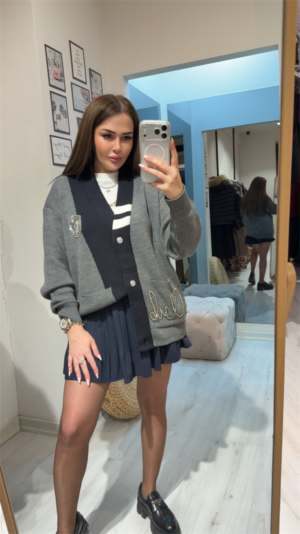 Marka Model Taşlı Hırka