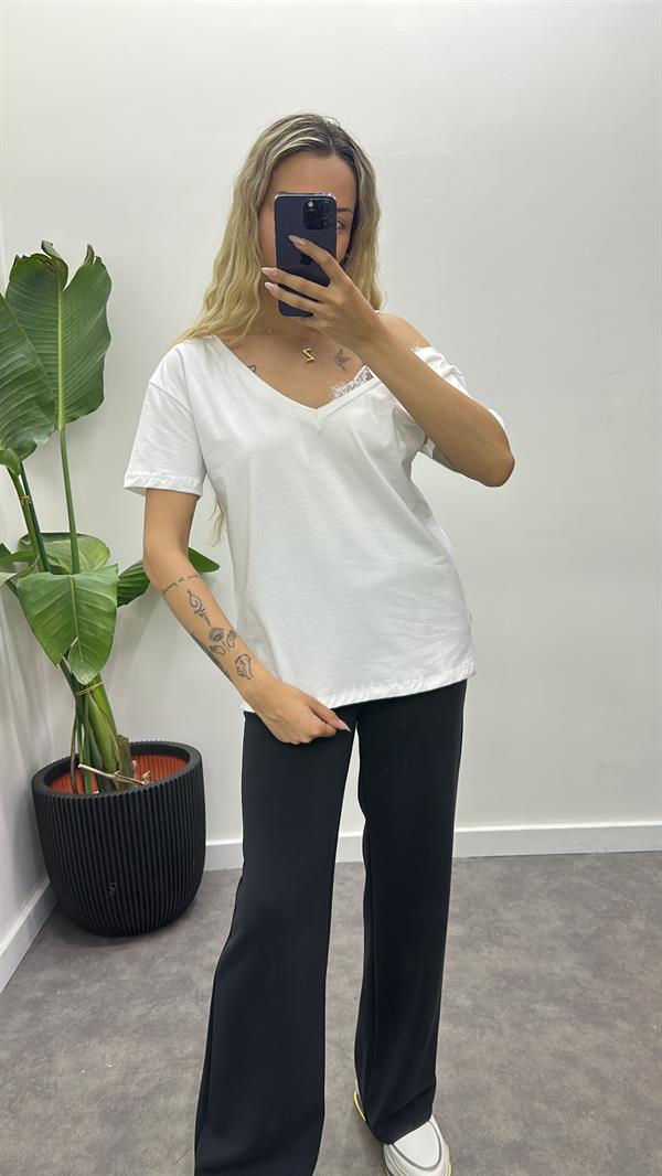 Omuz Dantel Detay Bluz